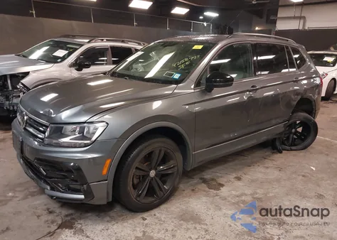 2019 Volkswagen Tiguan 2.0T Se/2.0T Sel/2.0T Sel R-Line/2.0T Sel R-Line Black z USA, uszkodzony, nr VIN 3VV2B7AX0KM191637